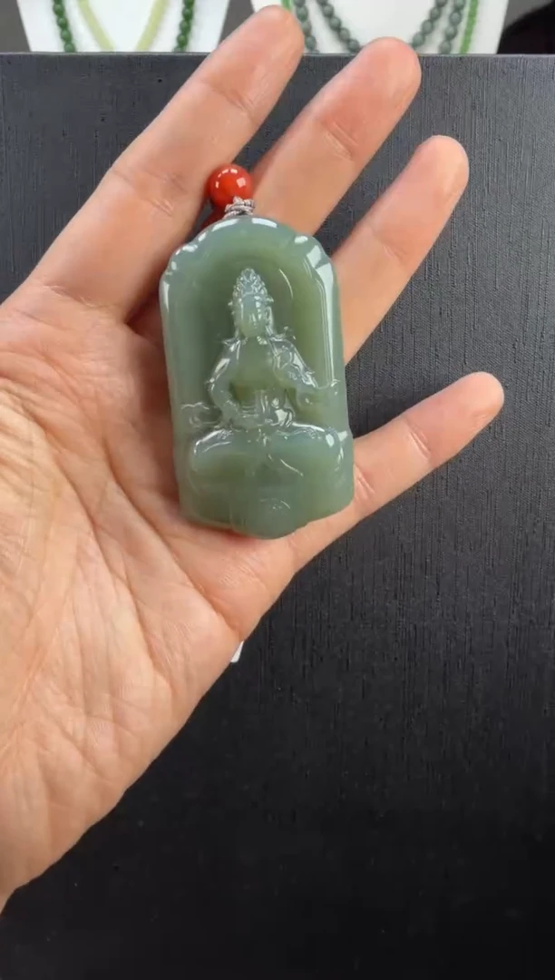 吊坠(赠链)未镶嵌和田玉观音牌