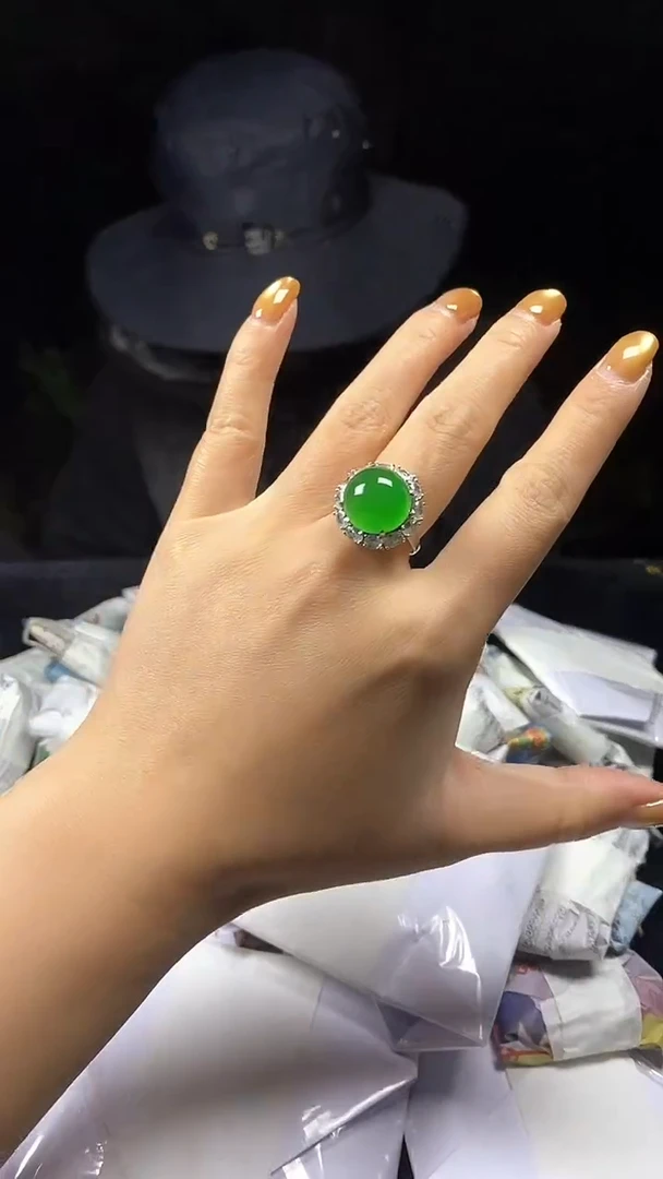 满色吊坠 所见即所得 ！！