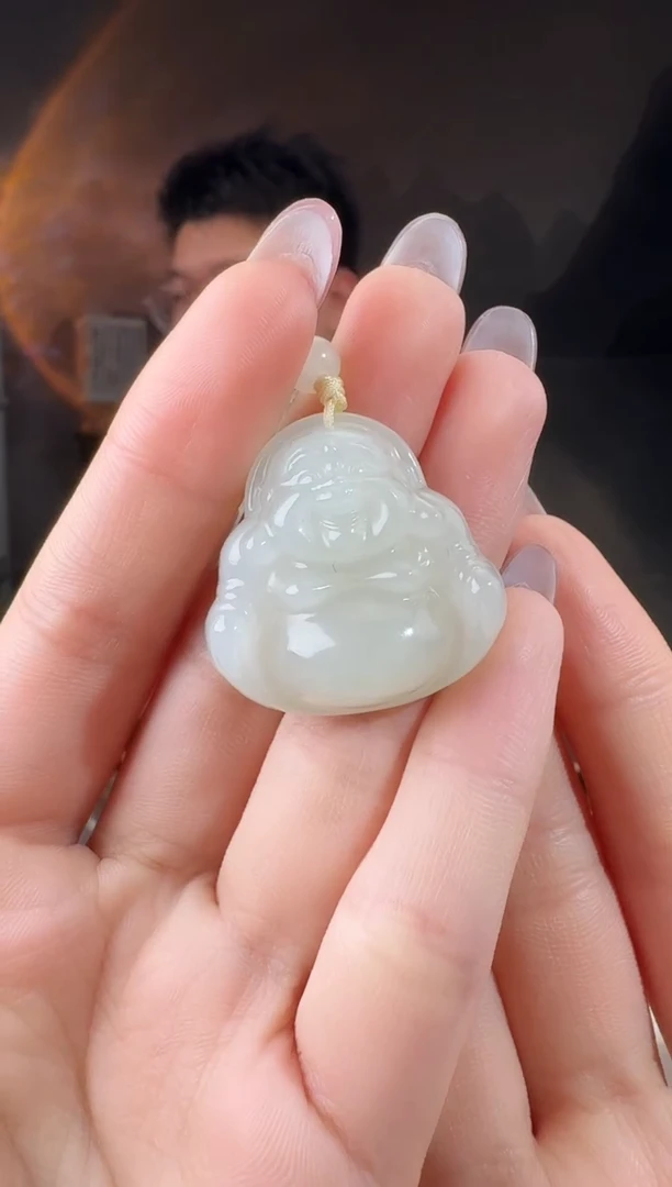 颈饰未镶嵌和田玉30佛公高度30.4厚度12.1
