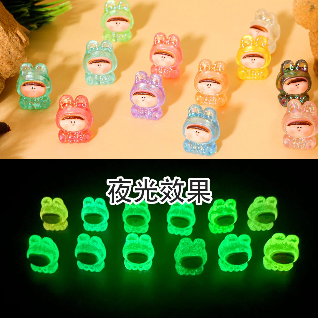 【小鼻嘎】夜光可爱公仔迷你李四创意手工diy饰品车载居家潮玩摆件