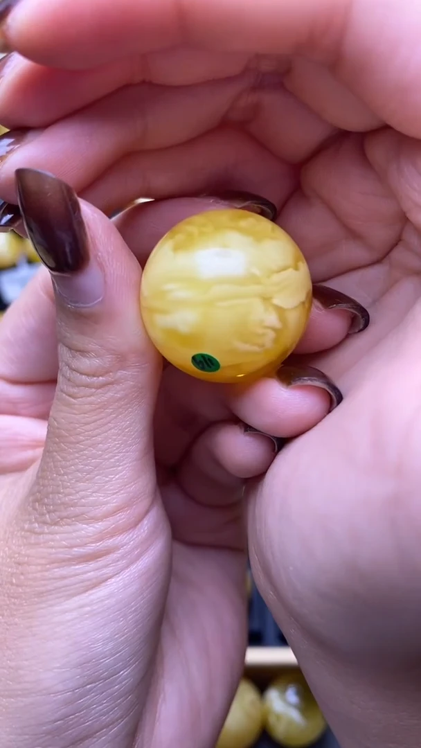 【闪购商品】琥珀裸石未镶嵌蜜蜡.41