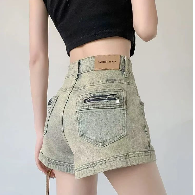 非主图款【稻香醉人杏雨梨云】拍2发3 部分微瑕牛仔短裤