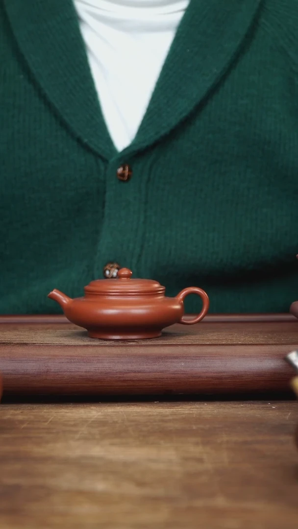 【闪购商品】紫砂茶壶100ml 虚扁 朱泥