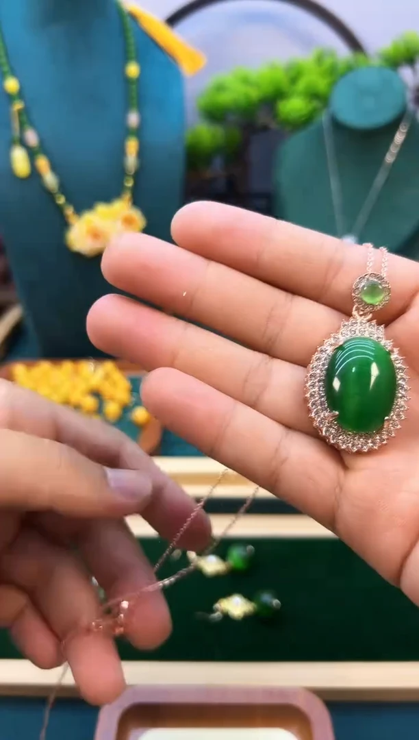 14K金镶嵌颈饰碧玺DDD