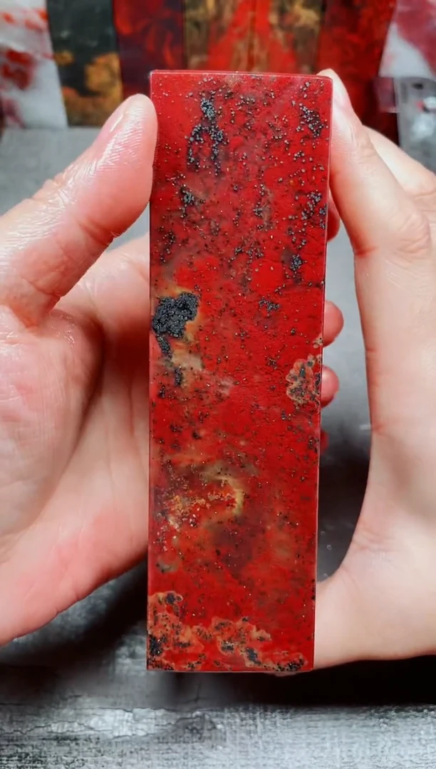 玉桂林鸡血玉素章大地满红30