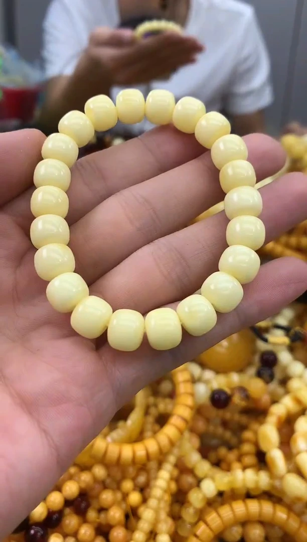 裸石蜜蜡未镶嵌手串