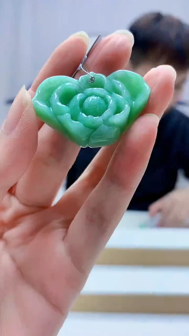 未镶嵌定制翡翠4868zm-毛货挂件55