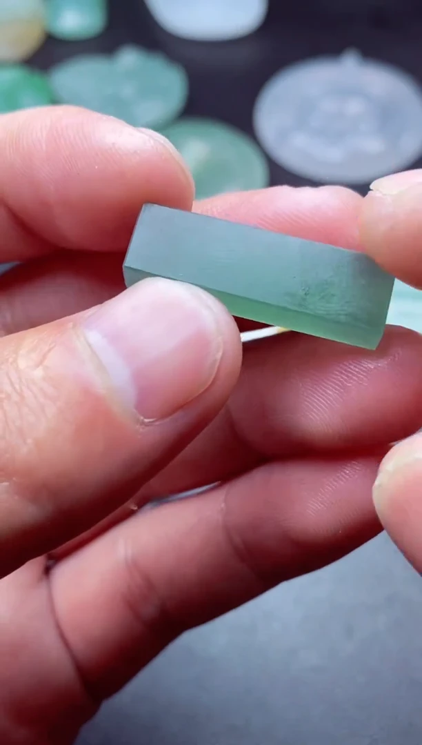 未镶嵌定制翡翠a货翡翠