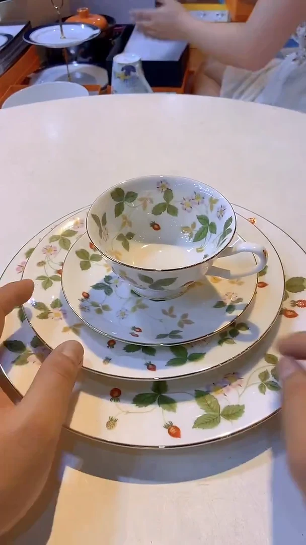 杯鸿辉家品牌瓷器，京东包邮！
