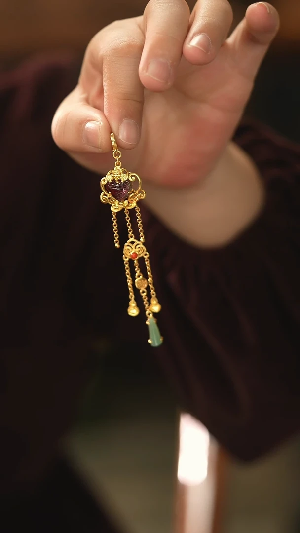 【闪购商品】碧玺颈饰银S925镶嵌新款