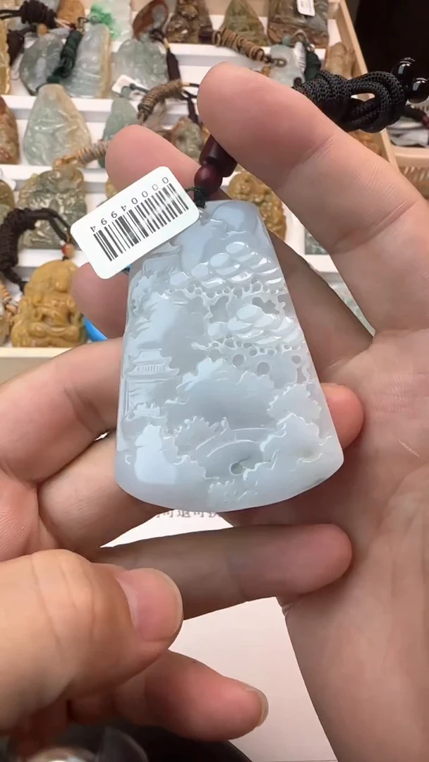 颈饰未镶嵌翡翠宁**远天然翡翠