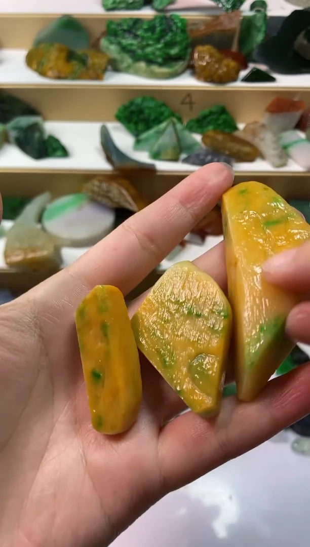 颈饰未镶嵌翡翠?***?125天然翡翠