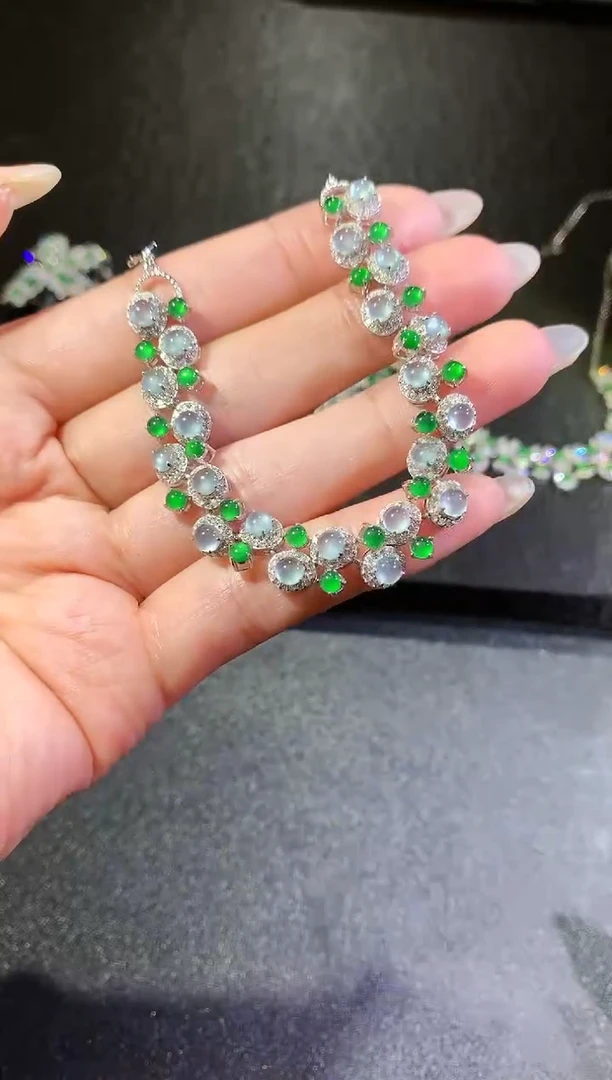 【闪购商品】翡翠手链银S925镶嵌258手链（多样性发货一件
