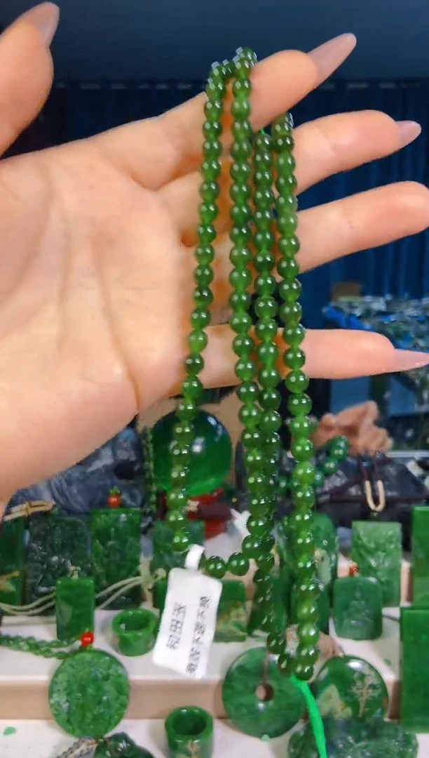 和田玉未镶嵌挂件1