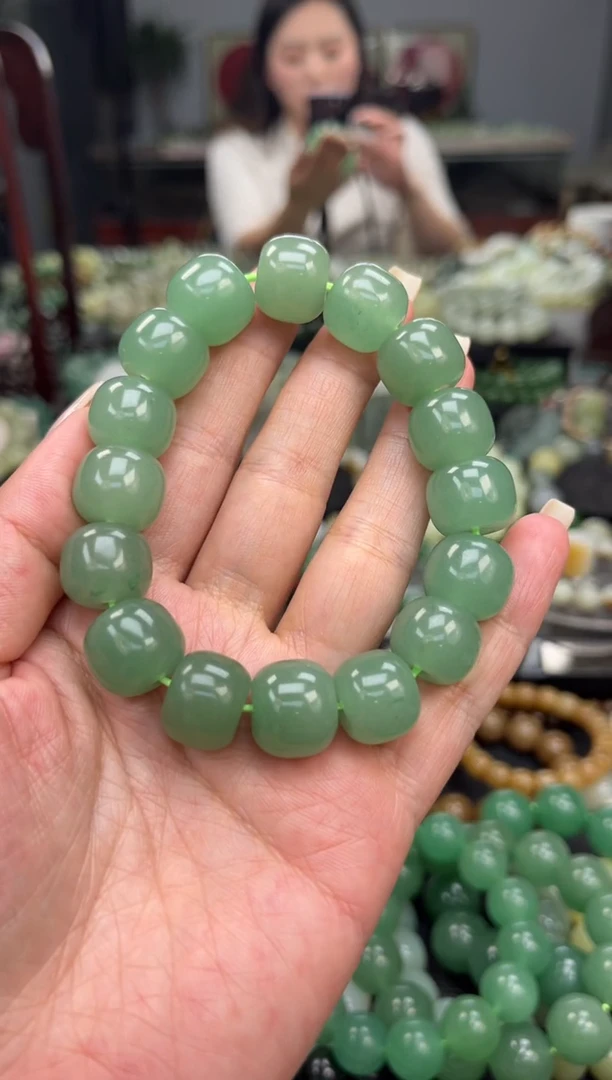 【闪购商品】东陵石手串未镶嵌新疆阿克苏翠玉卡15