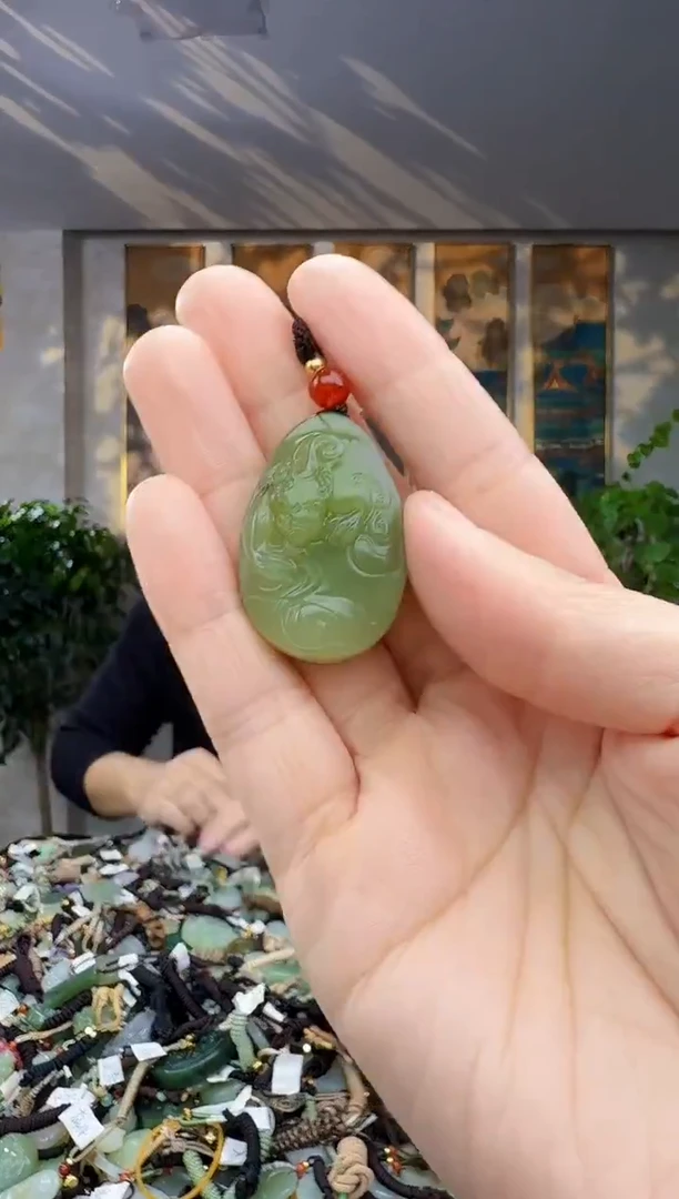 未镶嵌和田玉挂件拍一发一