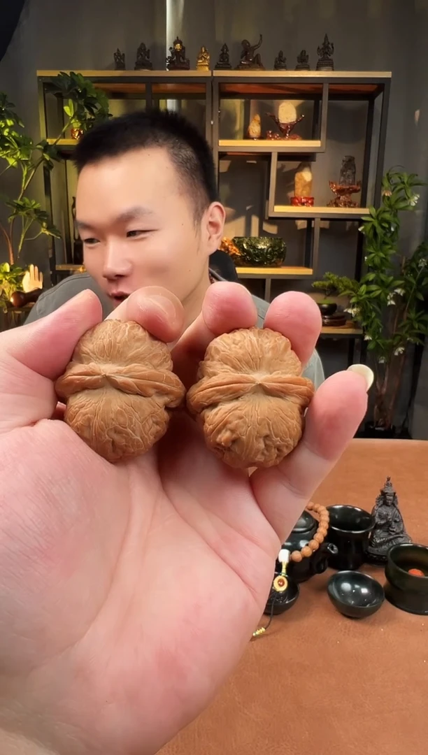 把件桃核元宝核桃44