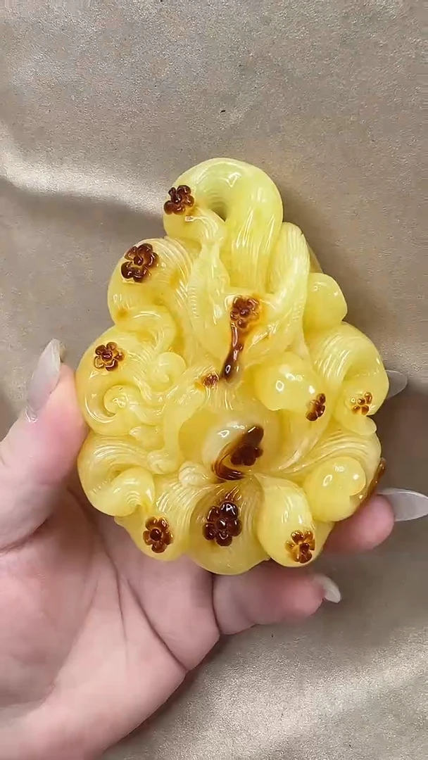 琥珀颈饰未镶嵌吊坠