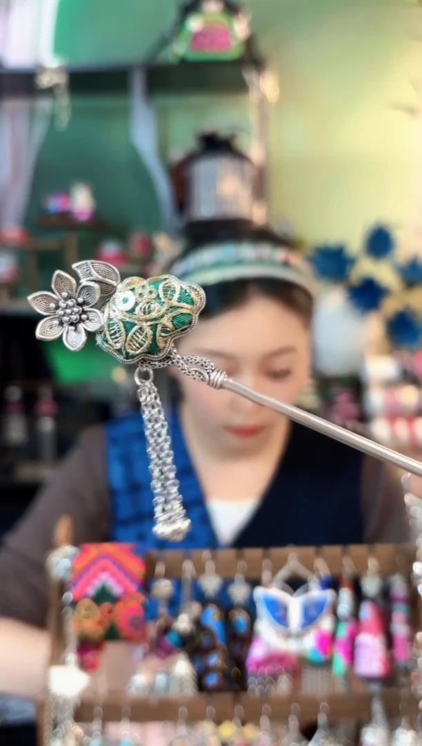 织绣彩云南阁非遗老绣528