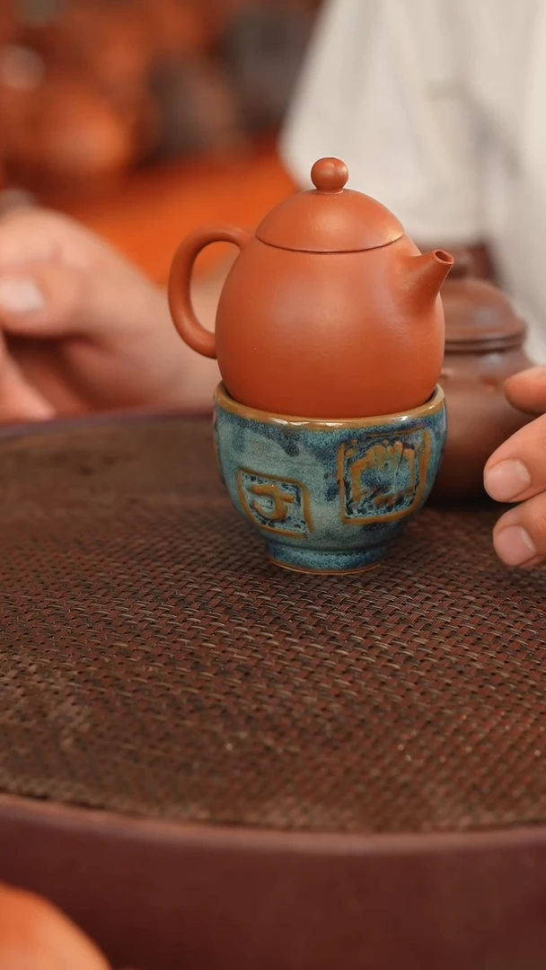 茶壶紫砂朱泥 半手工 龙蛋 140cc