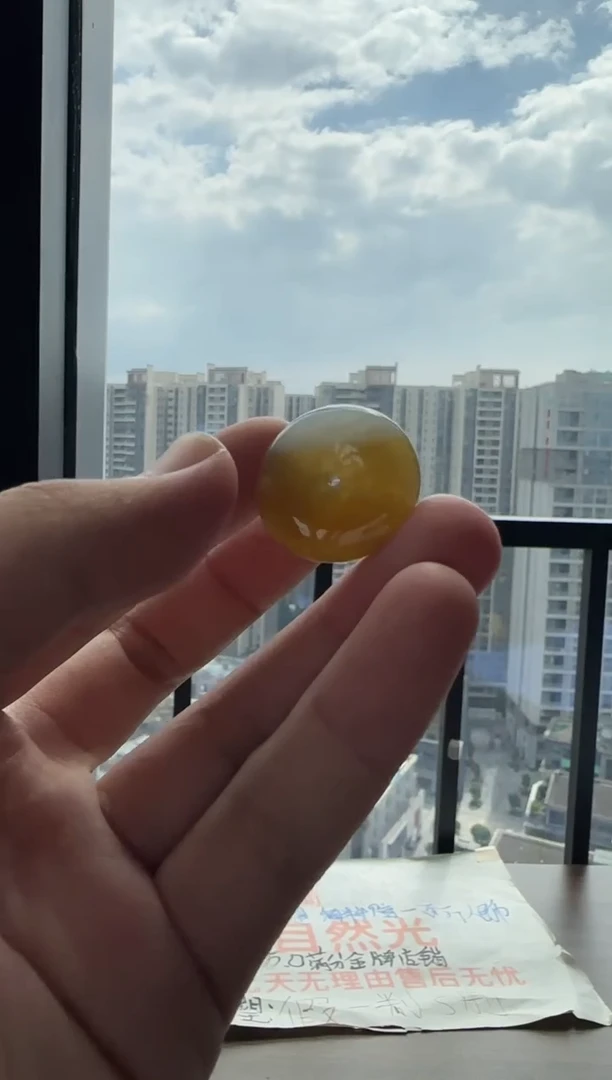 颈饰未镶嵌翡翠快***盗天然翡翠A货孤品一件