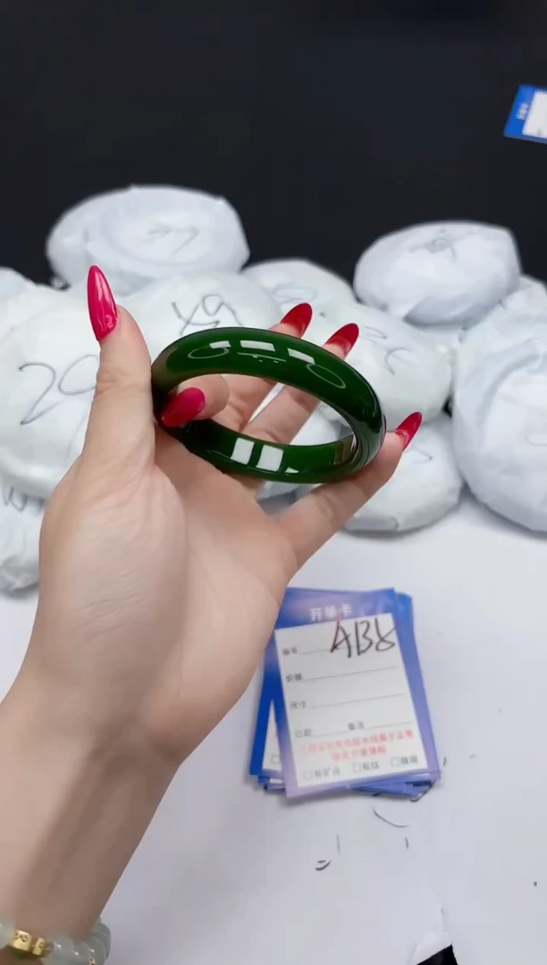 未镶嵌手镯石英质玉A135/5657