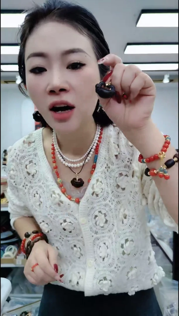 【闪购商品】香榧木2605奇楠如意小锁