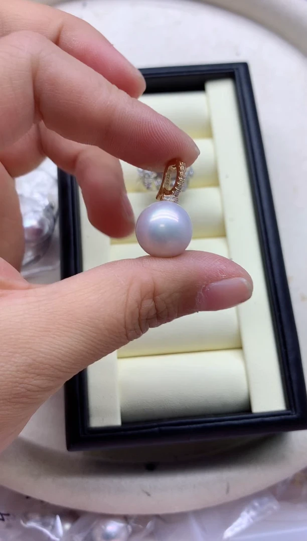 【闪购商品】淡水珍珠吊坠(不含链)银S925镶嵌淡水珍珠吊坠