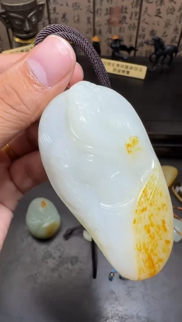 和田玉未镶嵌挂件和田玉