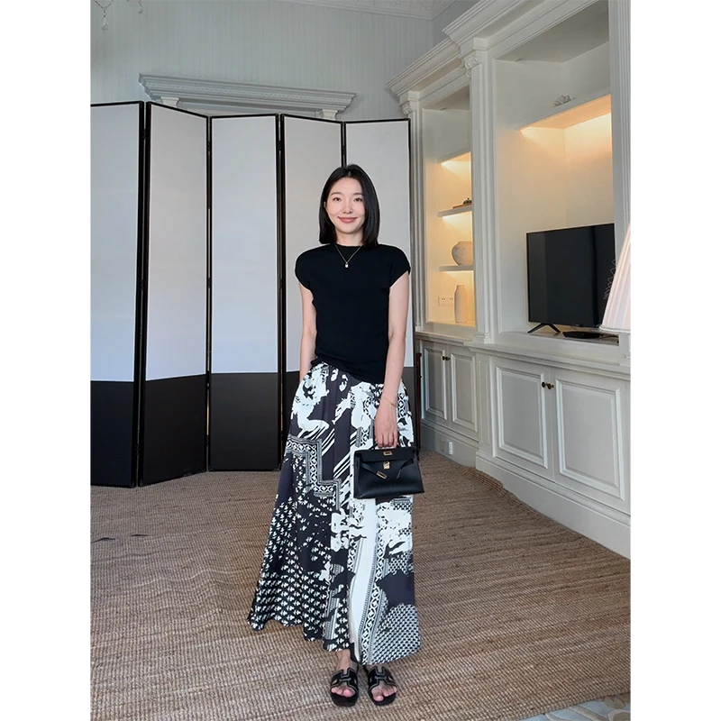 郭九九呢 桑蚕丝羊毛天丝显瘦针织短袖a字印花半身裙 G925G10474