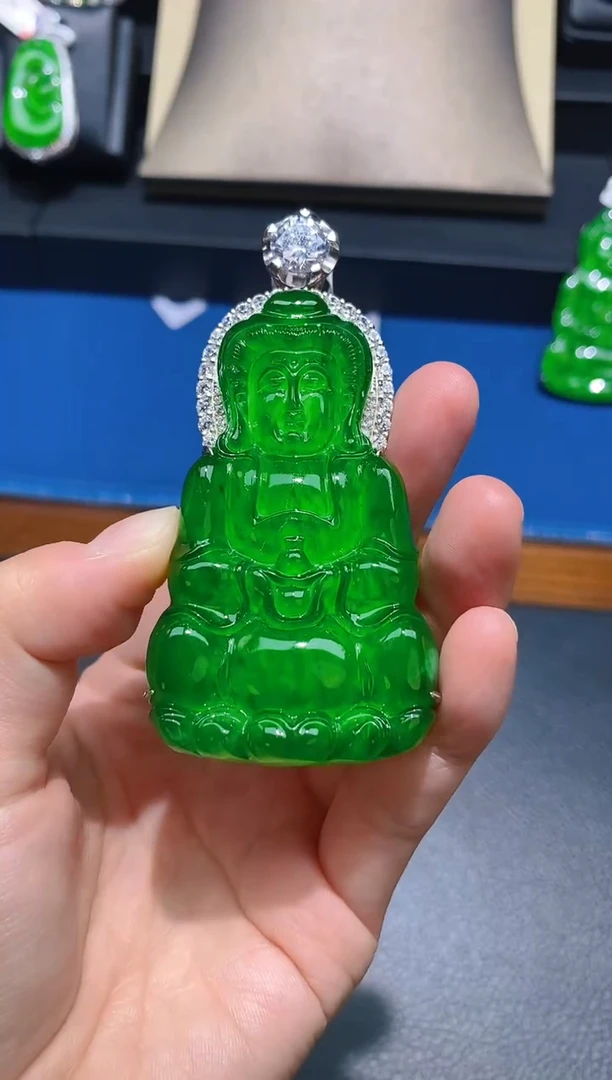 【闪购商品】翡翠颈饰未镶嵌天然A货翡翠z16