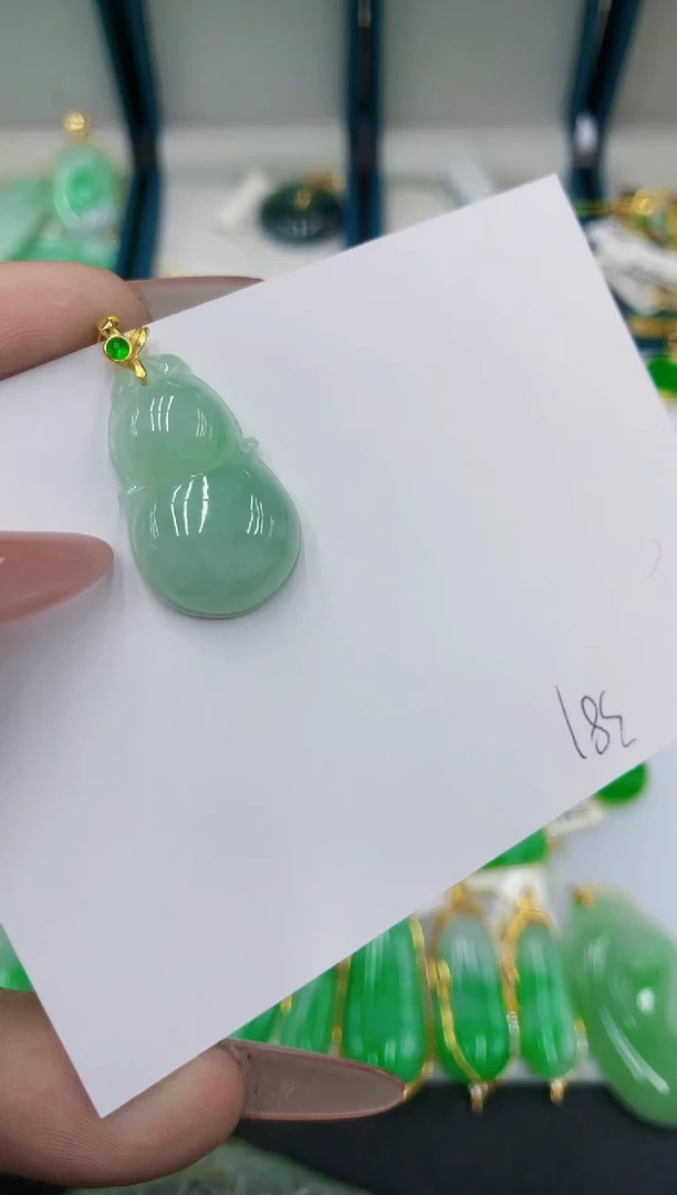 颈饰未镶嵌翡翠11111