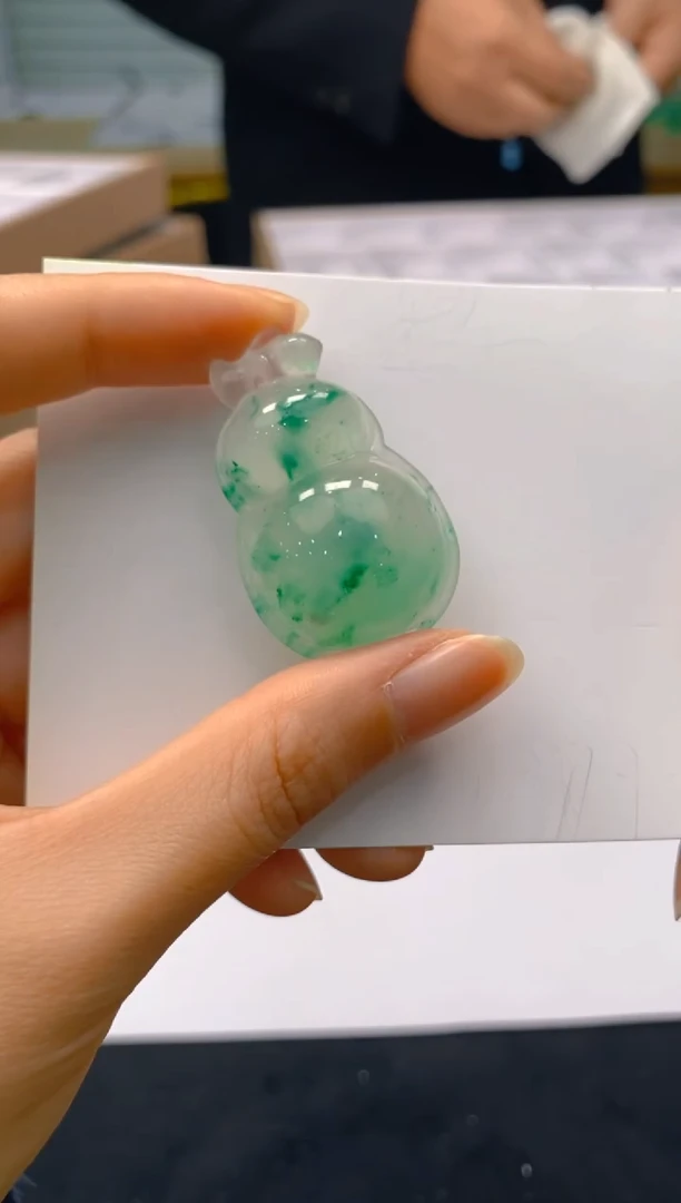 【闪购商品】石英质玉颈饰未镶嵌冰美人非洲翠189