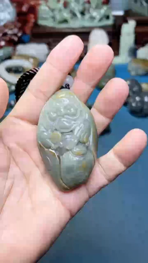 未镶嵌和田玉挂件-