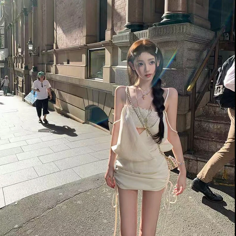 【豆蔻少女】韩系甜辣穿搭2025春季新款纯欲收腰显瘦绑带设计连衣裙