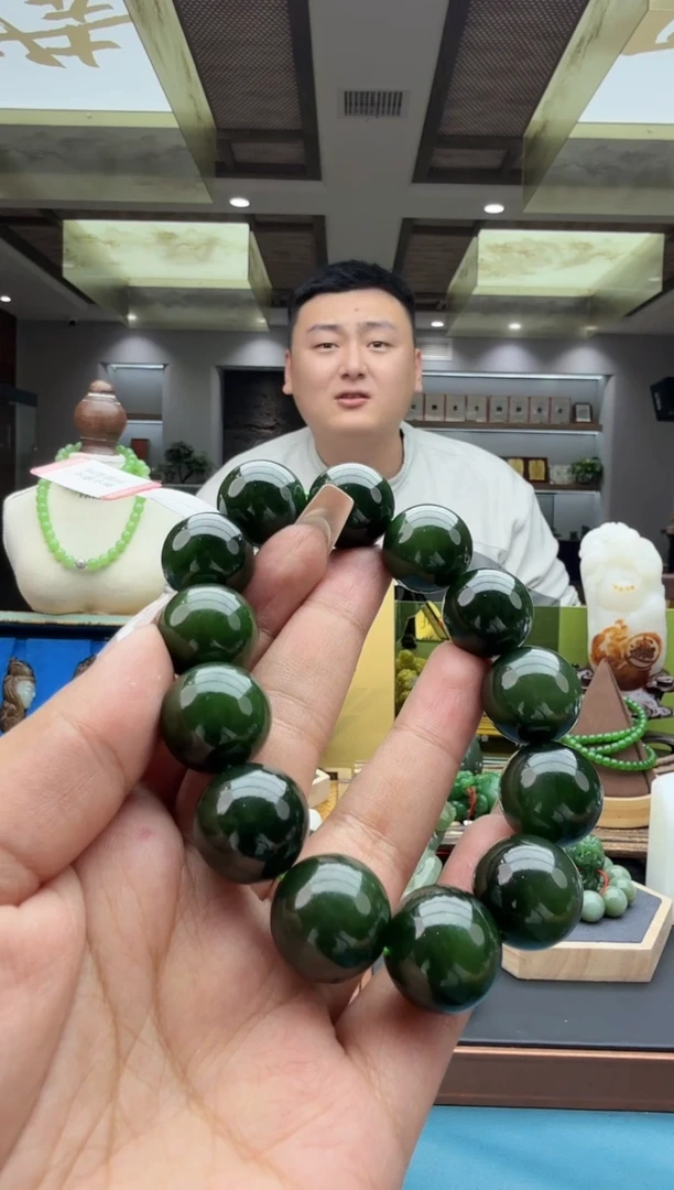 未镶嵌手串和田玉byeqbcl16+
