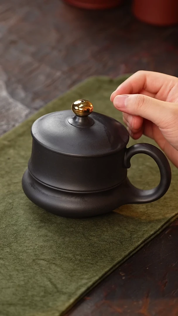 茶杯紫砂见素造器-金鼎鸿运盖杯