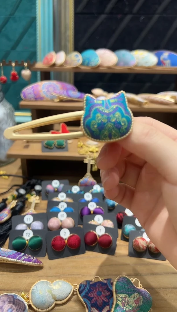 【闪购商品】【孤品款2.9】铜霏金猫咪头鸭嘴夹