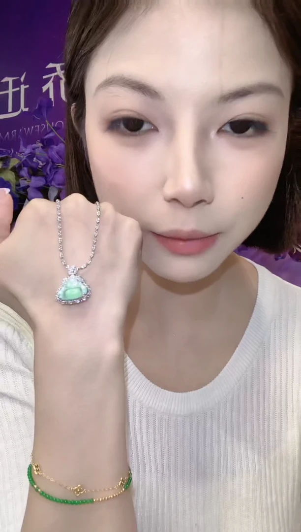 吊坠(不含链)18K金镶嵌翡翠C34