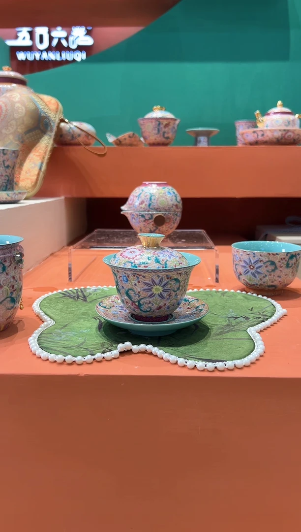 瓷片如图所示如图所示