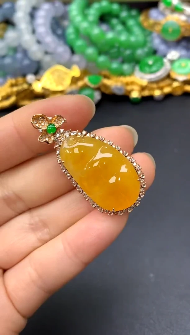 颈饰18K金镶嵌翡翠532-中国好珍宝