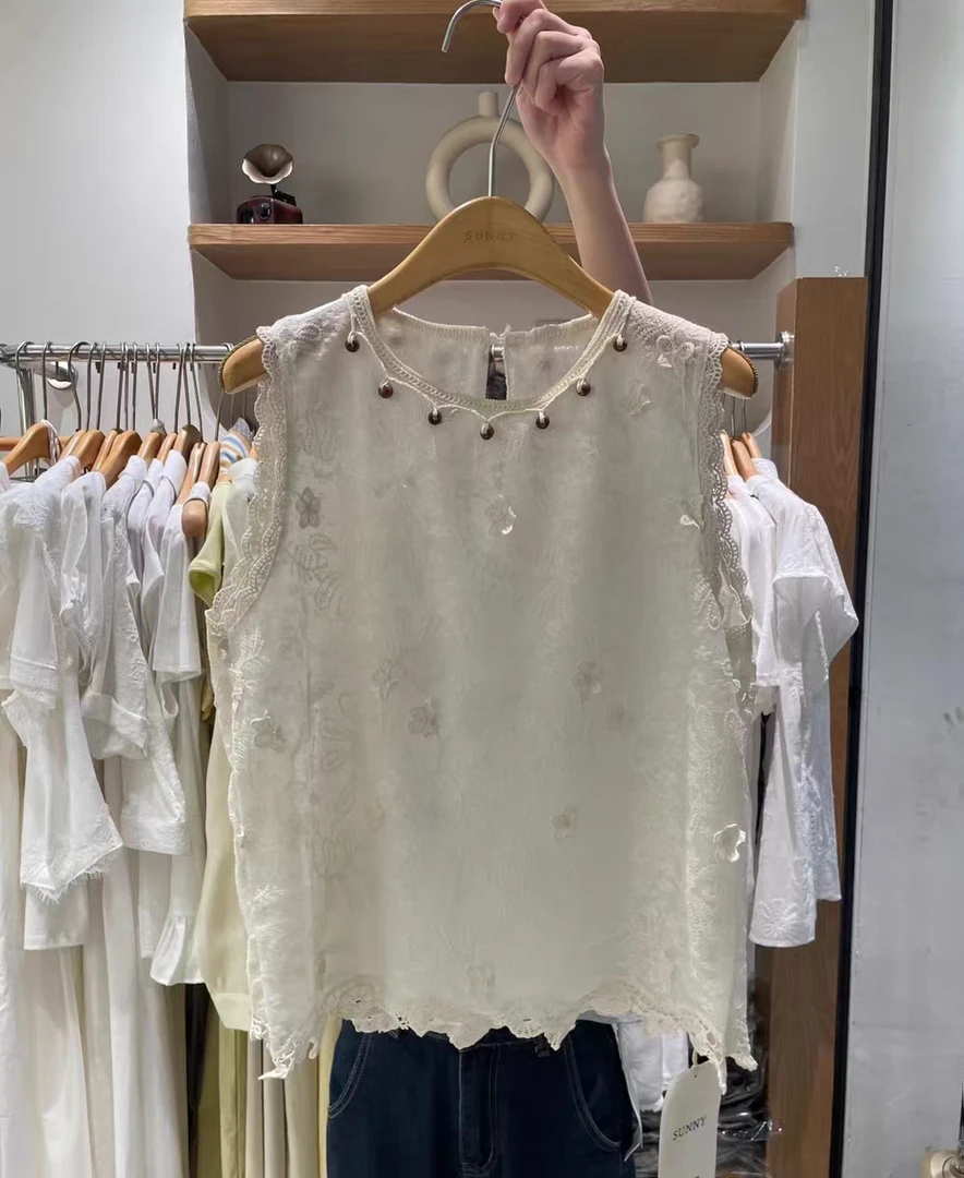 66112圆领穿珠吊坠立体花瓣拼接欧根纱无袖上衣打底