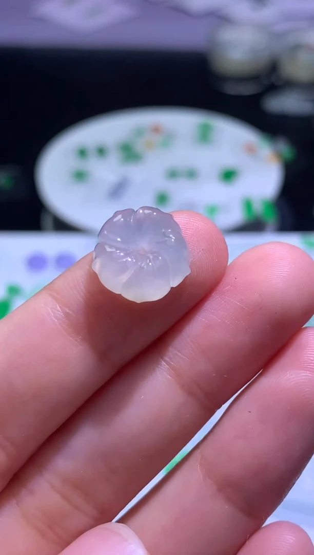 定制翡翠未镶嵌毛货