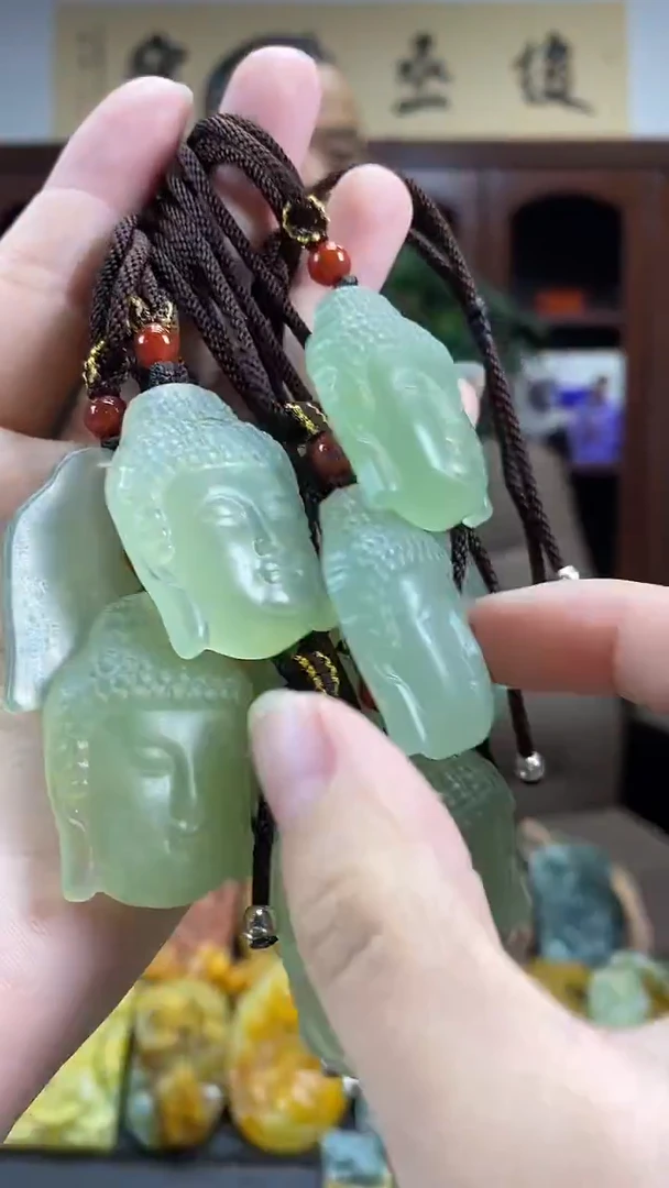 未镶嵌蛇纹石玉挂件佛头-多样性发货其中发一
