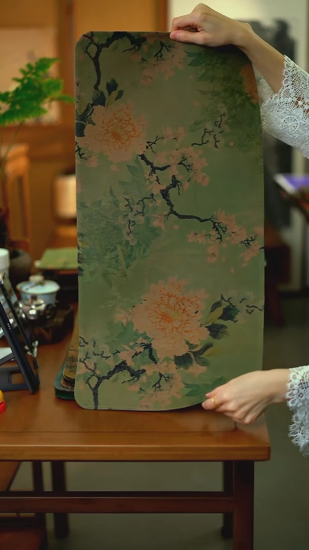 v****n奶油牡丹大片