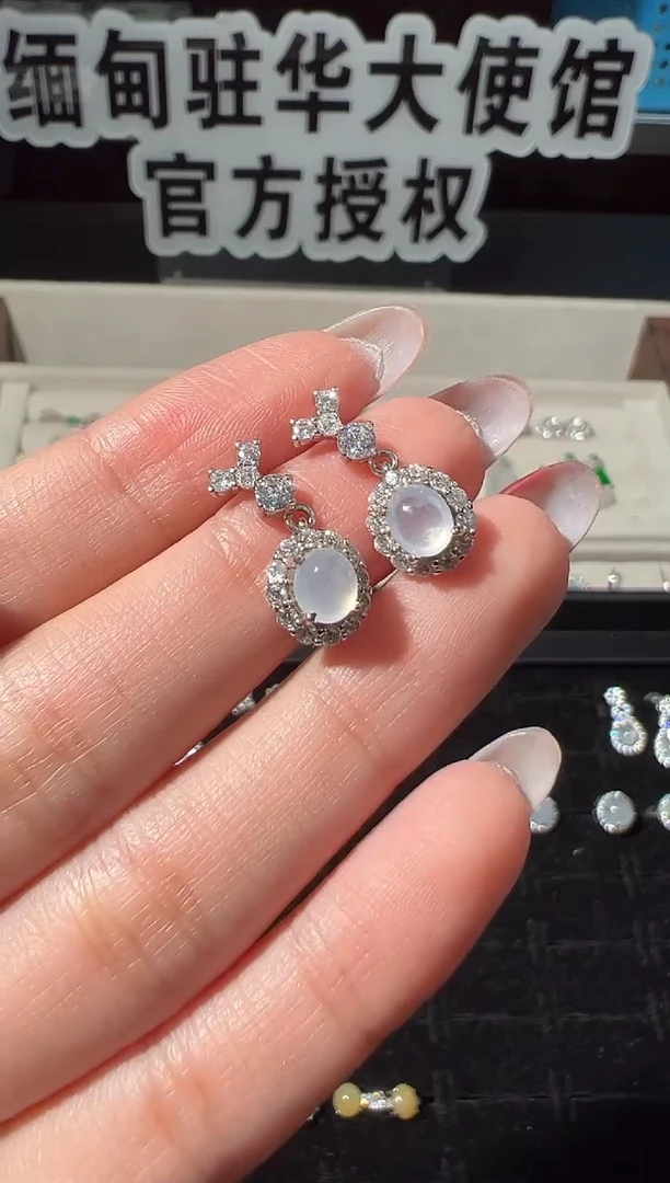 银S925镶嵌翡翠耳饰缅甸珠宝严选