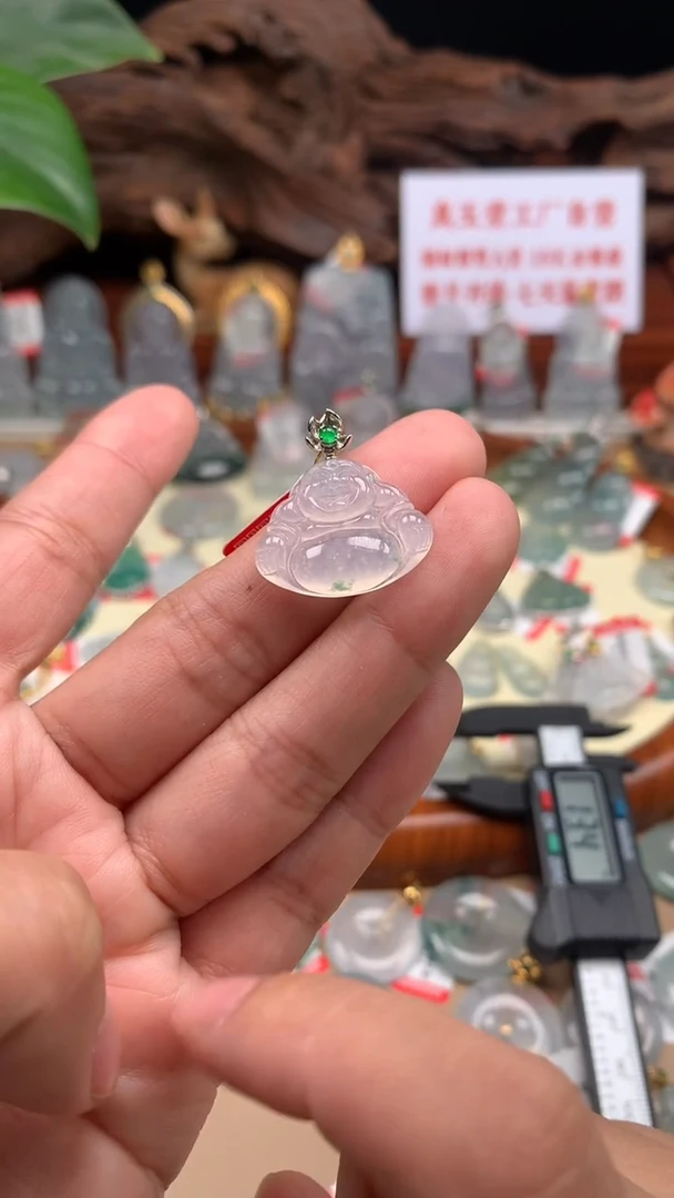 【闪购商品】翡翠吊坠(不含链)18K金镶嵌佛公