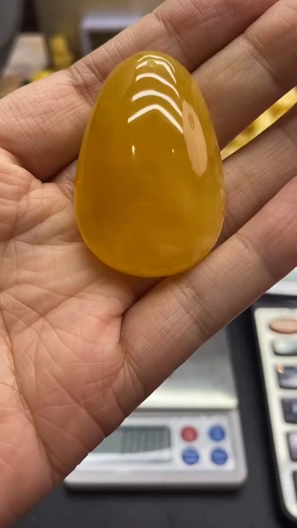 琥珀未镶嵌珠宝奇石355