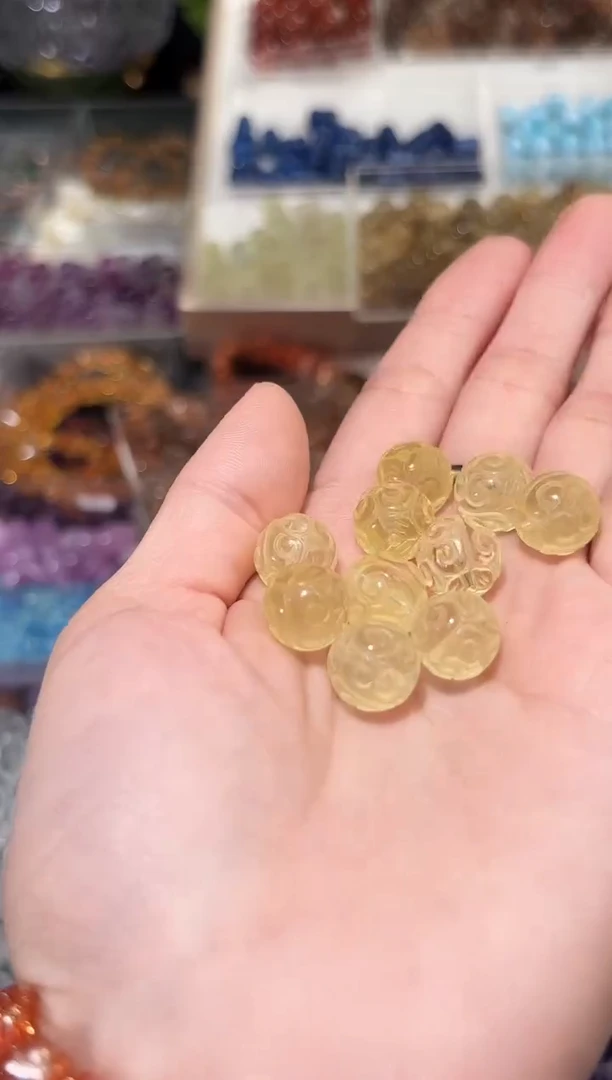 【闪购商品】水晶手串未镶嵌黄水晶回纹珠一颗约卡11