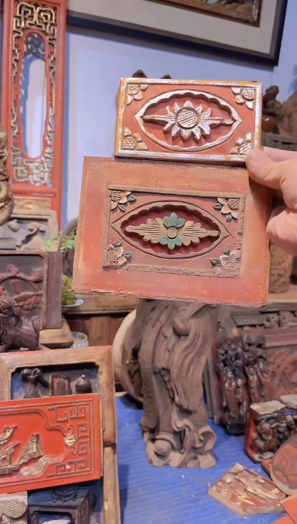 【闪购商品】香樟木老木雕老物件花板